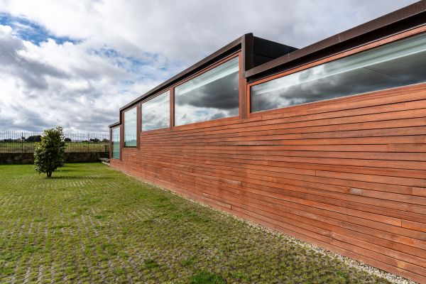 Cost of Wood Cladding Service in Spring