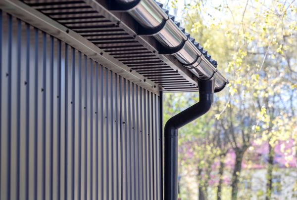 Sheet Metal Siding Repair in Spring