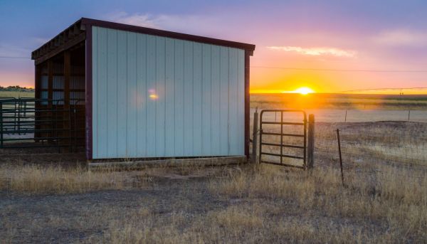 Pole Building Siding Service in Spring