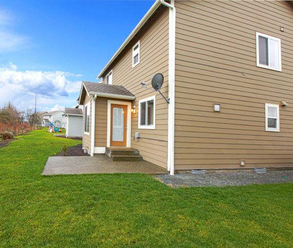 Clapboard Siding Repair in Spring